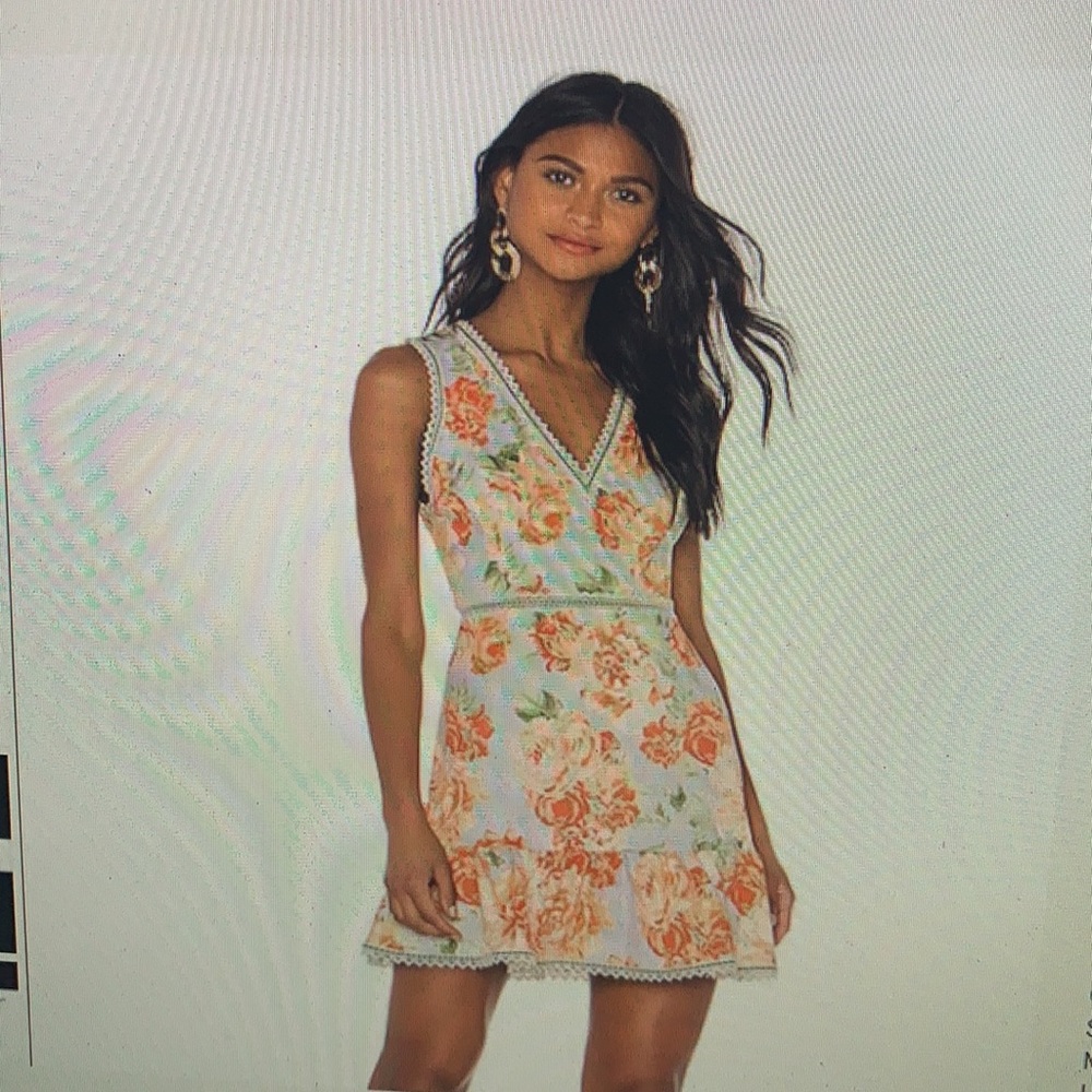 Perfect sundress with beautiful details